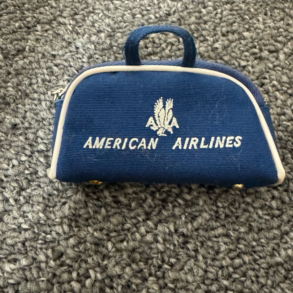 Vintage Barbie American Airlines Stewardess Outfit #984 - NO DOLL - Picture 9 of 15